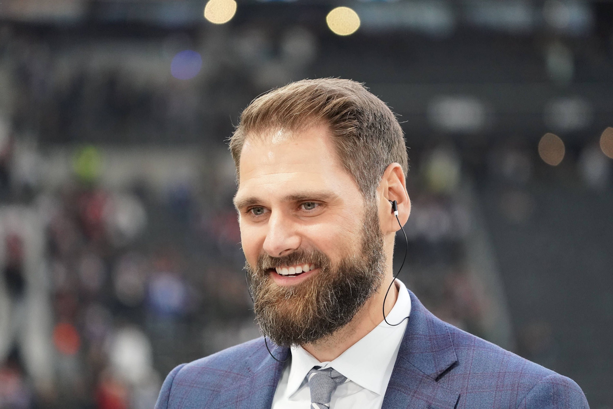 Patriots-Botschafter und RTL-Experte Sebastian Vollmer beim NFL-Spiel Patriots gegen Colts in Frankfurt im November 2023